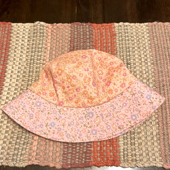 NWOT Spell & The Gypsy x Lack Of Color Rae Bucket Hat Size S/M - Picture 3 of 7